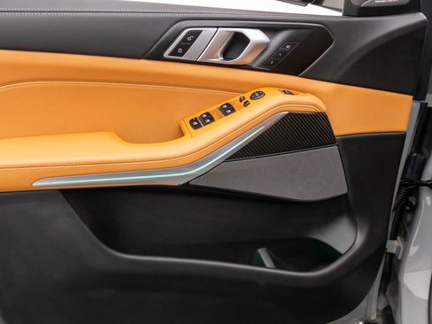 Certified 2025 BMW X5 xDrive40i w/ Parking Assistance Package image 14