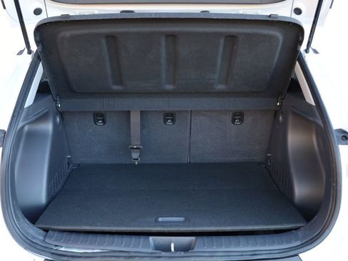 Used 2025 Hyundai Kona SEL image 10