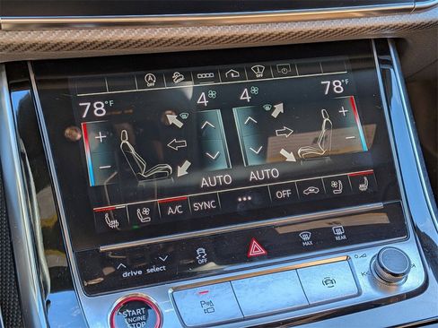 Used 2022 Audi RS Q8 image 24