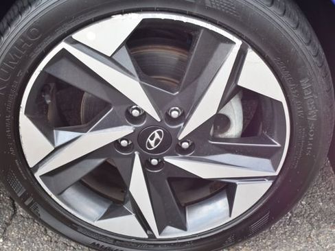 Used 2023 Hyundai Elantra SEL w/ Convenience Package FWD image 41