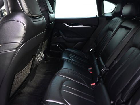 Used 2021 Maserati Levante GranSport image 25