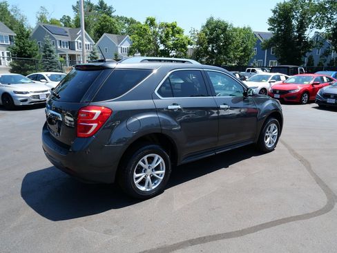 Used 2017 Chevrolet Equinox LT w/ Convenience Package AWD/4WD image 7