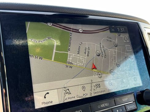 Used 2021 Nissan Titan SV w/ SV Convenience Package image 35