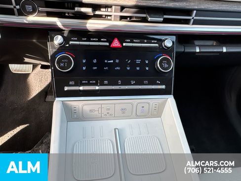 Used 2024 Hyundai Santa Fe Calligraphy image 19