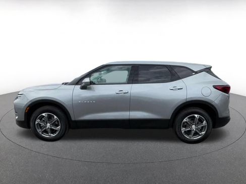 Used 2026 Chevrolet Blazer LT FWD image 8