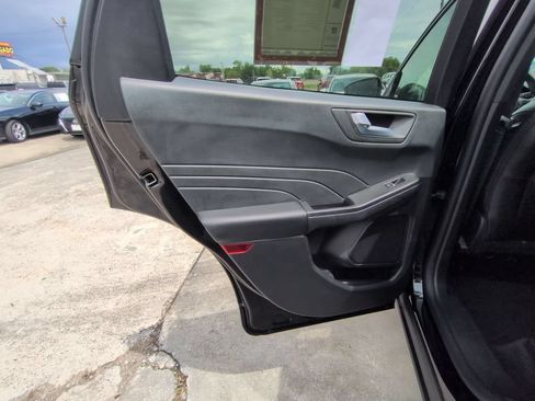 Used 2025 Ford Escape ST-Line AWD/4WD image 26