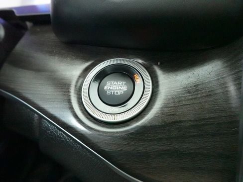 Used 2022 Jeep Grand Cherokee L Overland AWD/4WD image 19