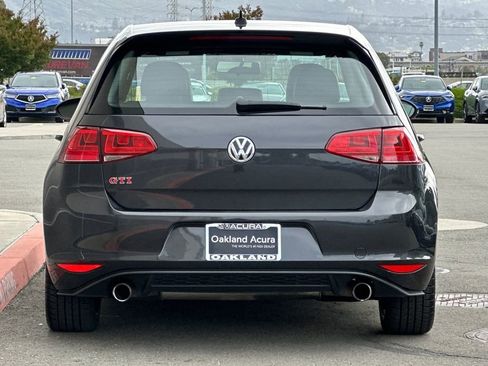 Used 2017 Volkswagen GTI SE FWD image 5