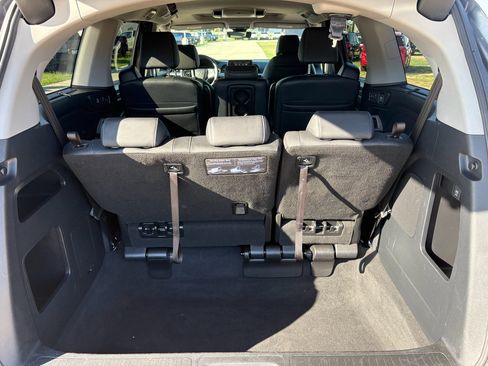 Certified 2024 Honda Odyssey Touring image 34