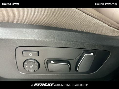 Used 2025 BMW X3 xDrive30i w/ Convenience Package AWD/4WD image 12