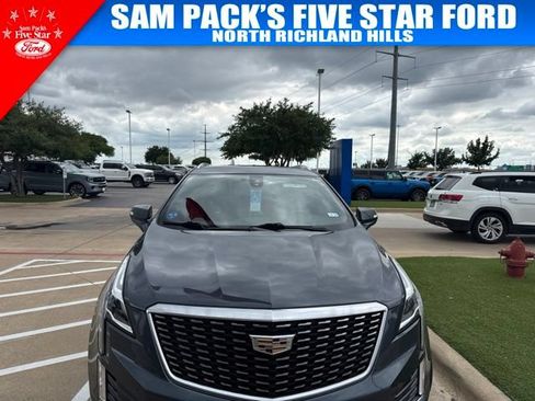 Used 2021 Cadillac XT5 Luxury FWD image 1