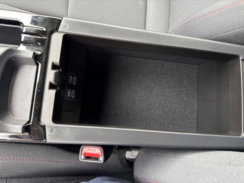 Used 2024 Toyota Prius Prime FWD image 23