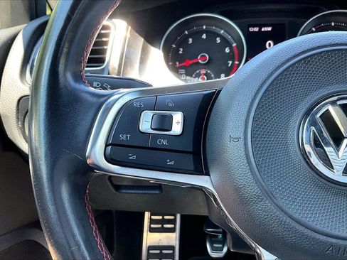 Used 2017 Volkswagen GTI Autobahn FWD image 28
