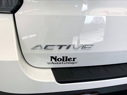 New 2026 Ford Explorer Active w/ Active Comfort Package image 9