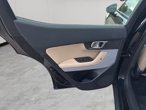 Used 2021 Polestar Polestar 2 image 17