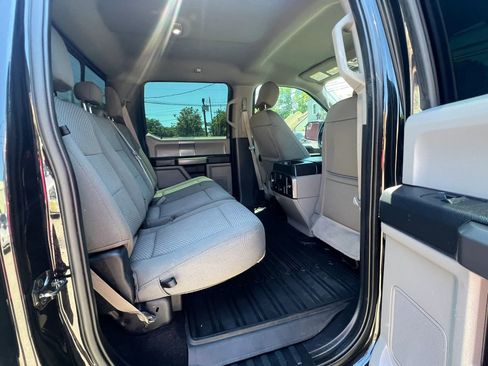 Used 2019 Ford F150 XLT w/ Equipment Group 302A Luxury AWD/4WD image 29