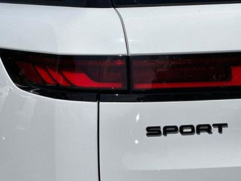 Used 2024 Land Rover Range Rover Sport Dynamic SE AWD/4WD image 45