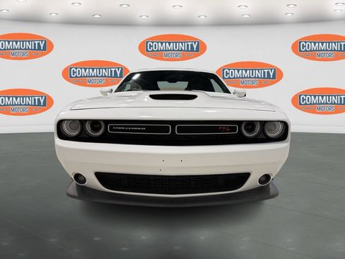 Used 2019 Dodge Challenger R/T image 12