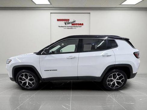 Used 2024 Jeep Compass Limited AWD/4WD image 4