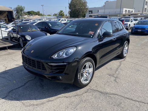 Used 2015 Porsche Macan S w/ Premium Package Plus AWD/4WD image 2