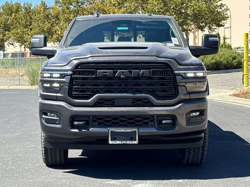 New 2026 RAM 2500 Limited AWD/4WD image 8