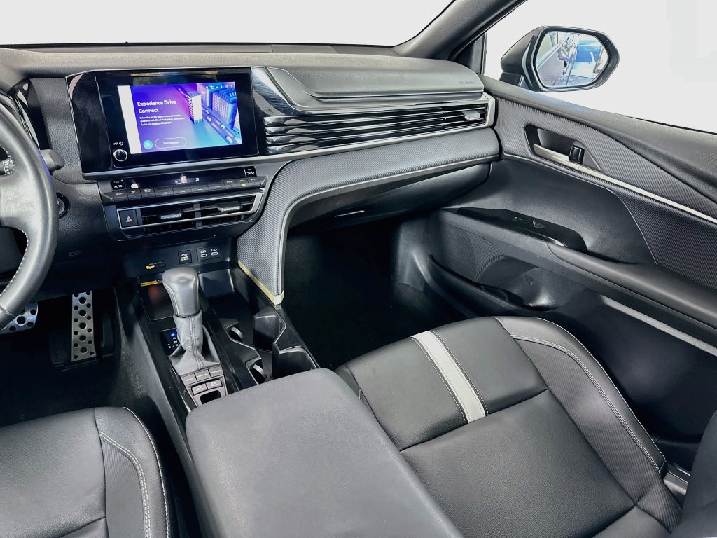 Used 2025 Toyota Camry SE FWD image 23