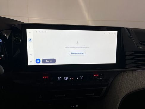 Used 2026 Toyota Camry XLE image 66