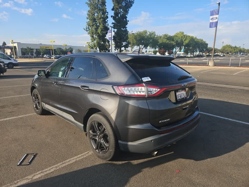 Used 2018 Ford Edge SEL w/ Equipment Group 201A FWD image 5