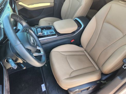 Used 2019 Audi Q8 Premium Plus AWD/4WD image 13