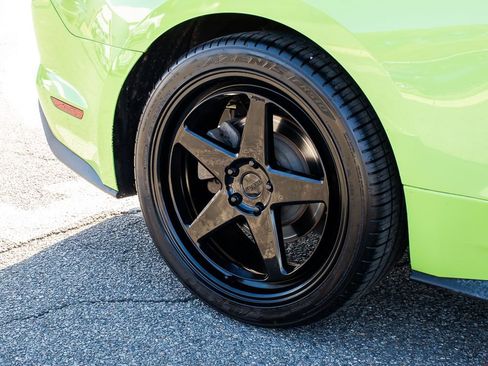 Used 2020 Ford Mustang Coupe image 7