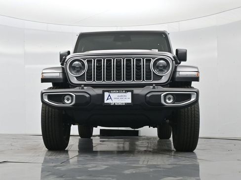 New 2026 Jeep Wrangler Unlimited Sahara AWD/4WD image 44