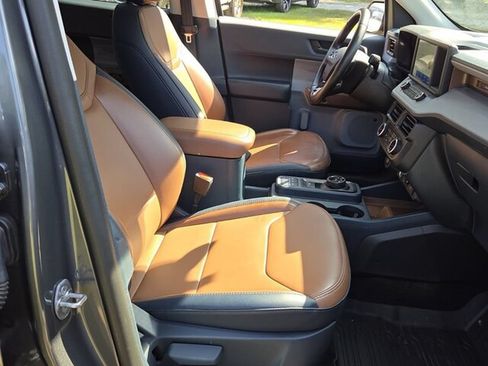 Used 2024 Ford Maverick Lariat w/ FX4 Off-Road Package AWD/4WD image 16