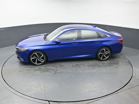 Used 2018 Honda Accord Sport image 35