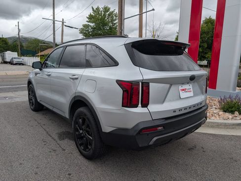 Used 2021 Kia Sorento S AWD/4WD image 6