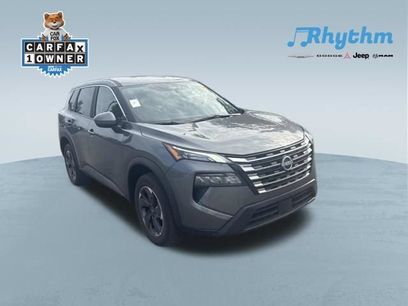 Used 2025 Nissan Rogue SV