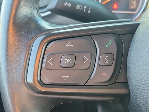 Used 2021 Jeep Wrangler Sport w/ Technology Group image 25