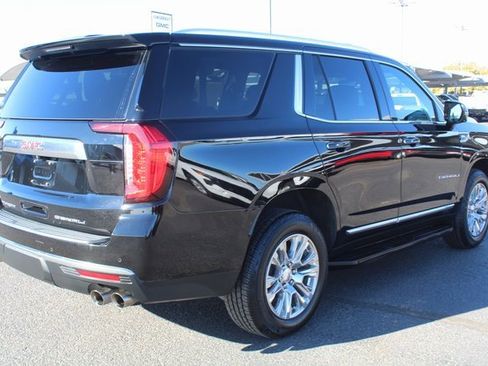 Used 2022 GMC Yukon Denali w/ Max Trailering Package image 3