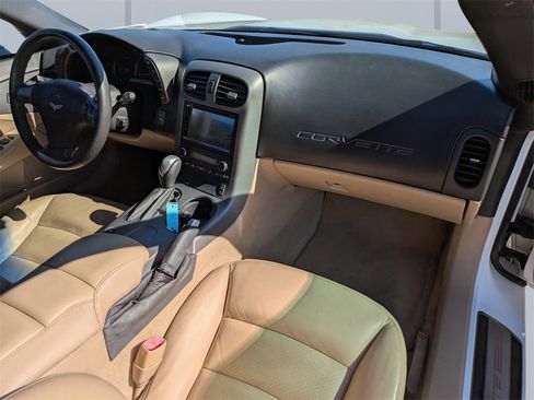 Used 2007 Chevrolet Corvette Convertible w/ Preferred Equipment Group image 14