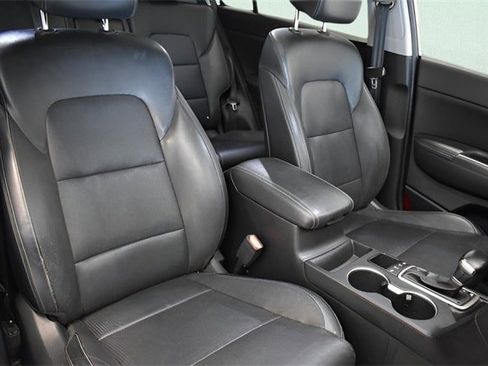 Used 2017 Kia Sportage EX w/ EX Technology Package image 6