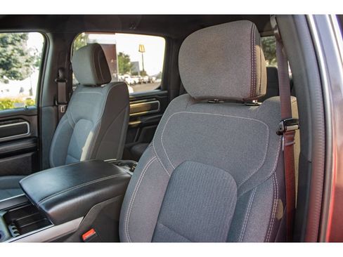 Used 2023 RAM 1500 Big Horn AWD/4WD image 30