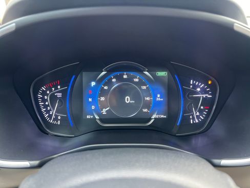 Used 2020 Hyundai Santa Fe Limited image 19