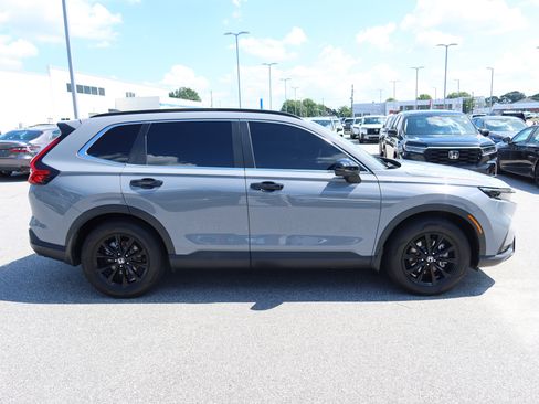 Used 2024 Honda CR-V Sport image 3