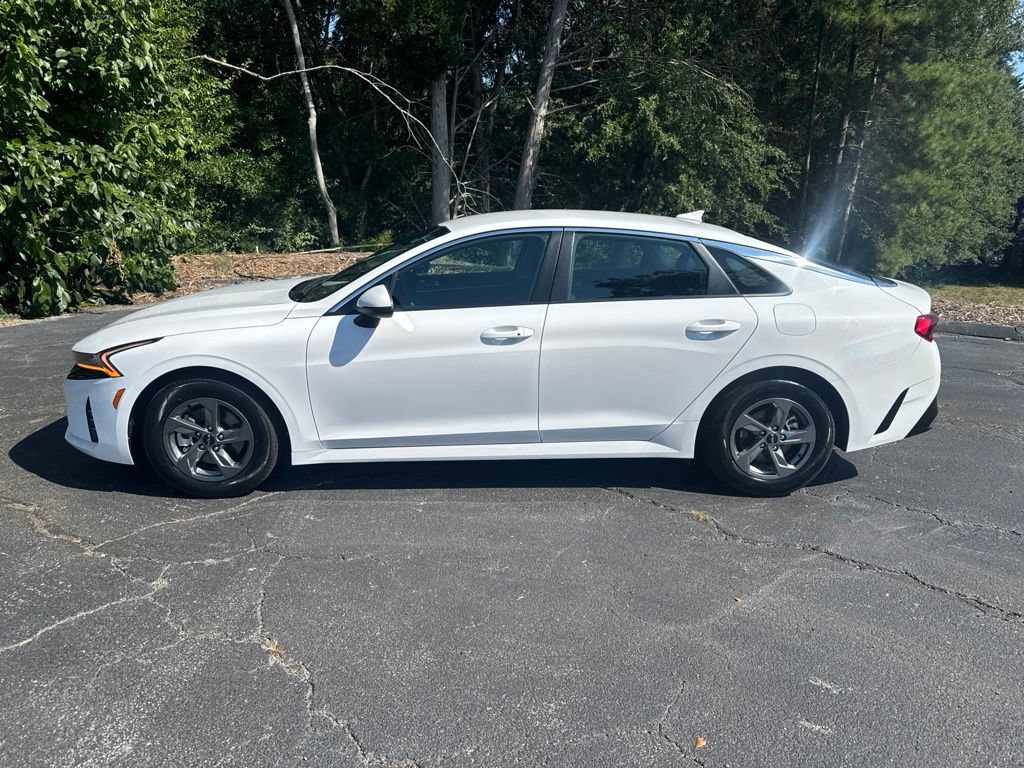 Used 2023 Kia K5 LXS FWD image 4
