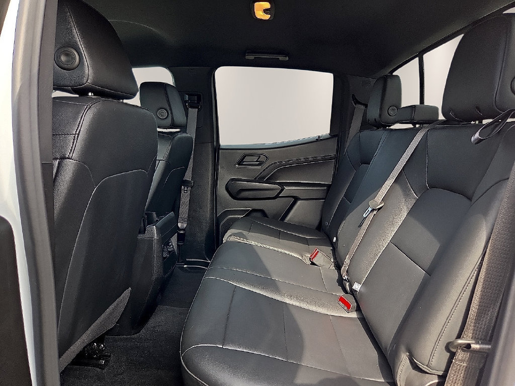 Used 2025 Chevrolet Colorado Trail Boss AWD/4WD image 10