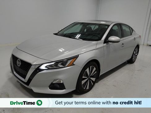 Used 2022 Nissan Altima 2.5 SL image 1