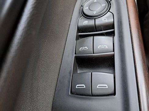 Used 2019 GMC Sierra 1500 SLT w/ SLT Premium Package image 18