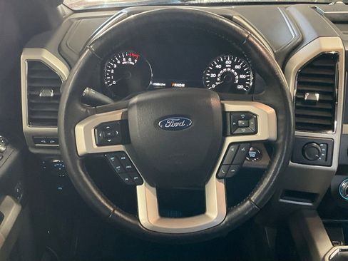 Used 2019 Ford F150 Lariat w/ Equipment Group 502A Luxury image 15