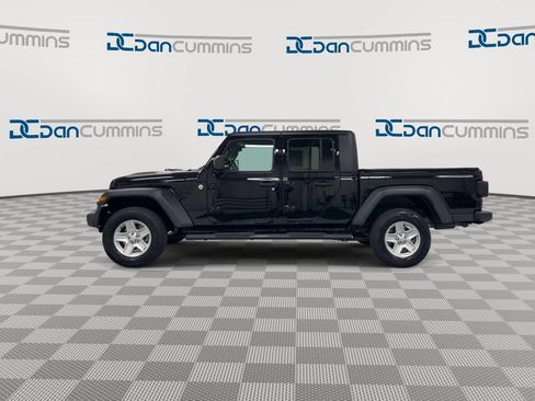 Used 2020 Jeep Gladiator Sport w/ Quick Order Package 24S AWD/4WD image 5