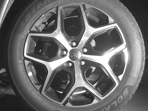 Used 2025 Jeep Compass Limited image 14