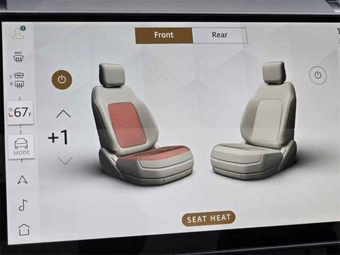 Used 2025 Land Rover Discovery Sport S image 11